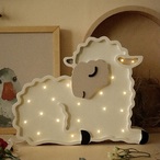 Ovčica drvena LED noćna lampa