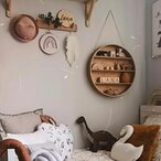 Round shelf