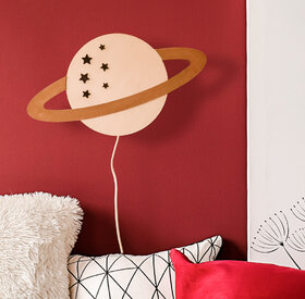 Saturn zidna lampa
