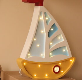 Drvena LED lampa Jedrilica