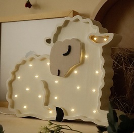 Drvena LED lampa Ovčica