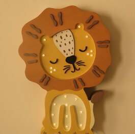 Lion LED lamp
