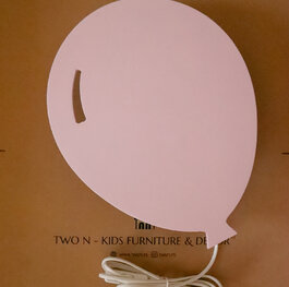 Balloon wall lamp