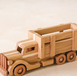 Kamion drvena igračka